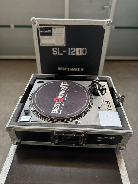 Technics SL-1210 MK2 Turntable – Direct-Drive DJ Classic