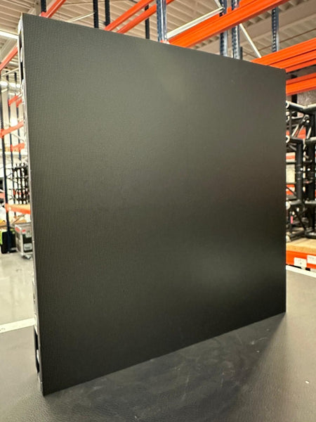 RE193ix 1.93 mm Indoor LED Wall – beMatrix/Aluvision, Cases