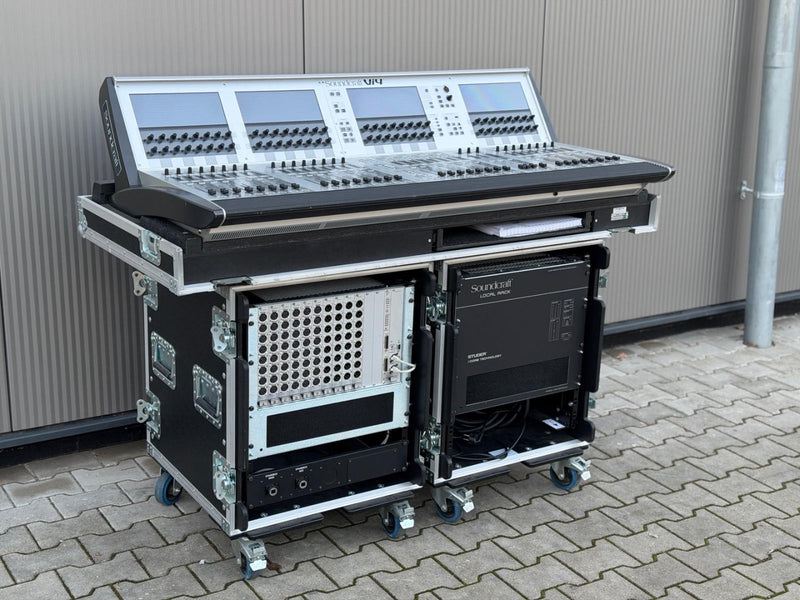Soundcraft Vi4 with Stage & Local Racks – Digital Mixer