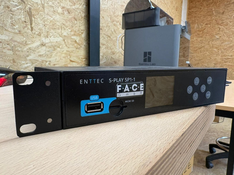 ENTTEC S-PLAY SP1-1 Lighting Show Controller with PoE power