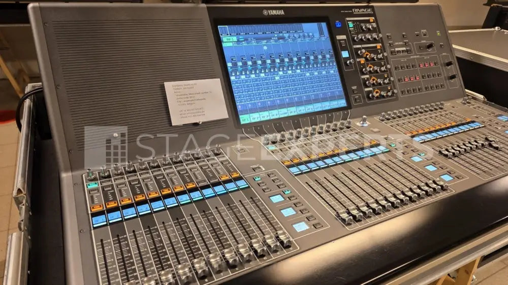 Yamaha RIVAGE PM3 CS-R3 Console with DSP-RX Engine – Dante