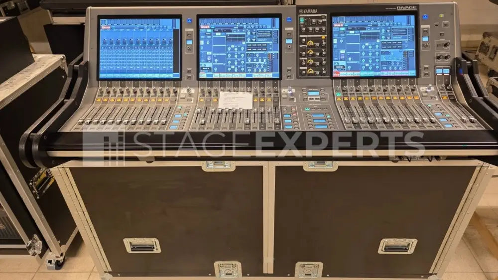 Yamaha CS-R5 RIVAGE PM5 Console with Flip Case Included