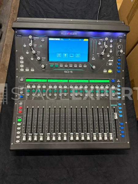 Allen & Heath SQ-5 Mixer with Dynamic Trio Bundle | 96kHz
