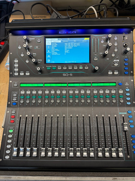 Allen & Heath SQ5 Digital Mixer with Plugins & Case | 96kHz