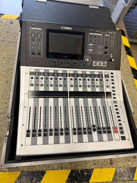 Yamaha TF1 inkl. DANTE Card