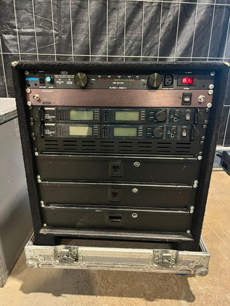 Shure UR4D 4‑Channel Wireless Rack System 606–666 MHz