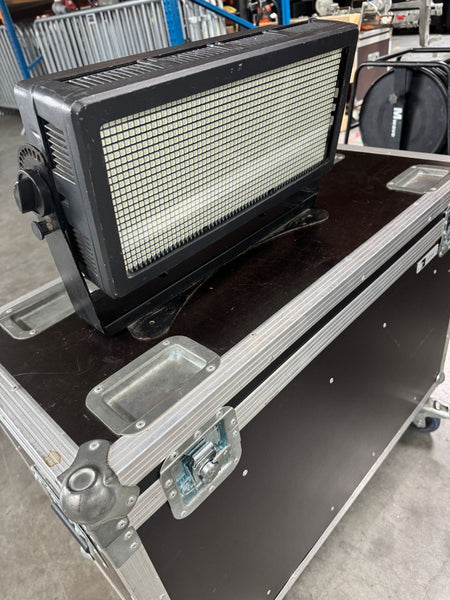 Eurolite Multiflood Pro IP RGBW Strobe/Wash Light IP65