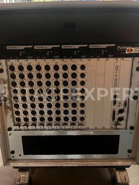 Soundcraft Vi StageRack 48/24 with MADI Card Stagebox