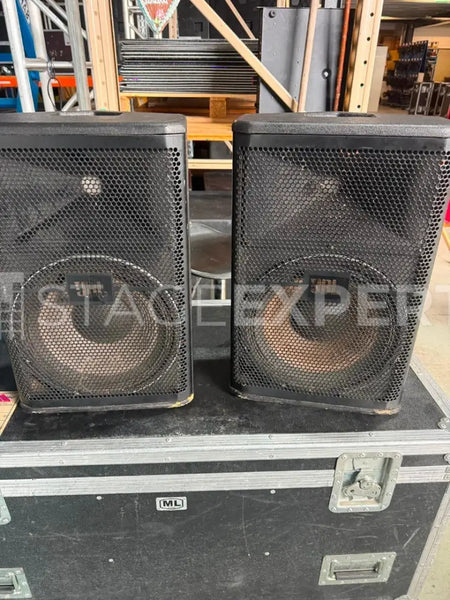 JBL SRX712 Pair with Covers – Compact 12-inch PA Speakers