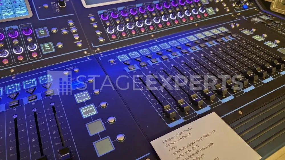 DiGiCo Quantum Q326 Digital Mixing Desk with Flight Case