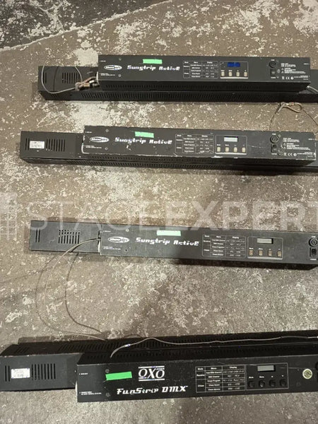 Showtec Sunstrip/Funstrip Set of 10 with Bags & Flight Case