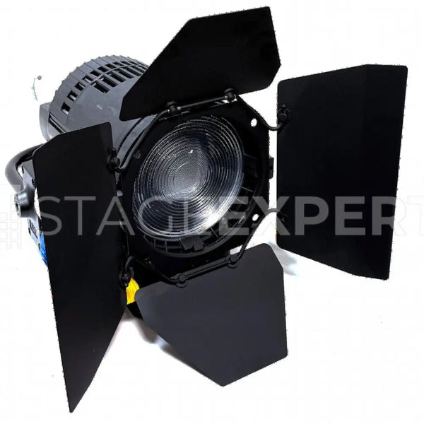 Arri L7-C LE1 LED Fresnel – Barndoor & True1 Cable