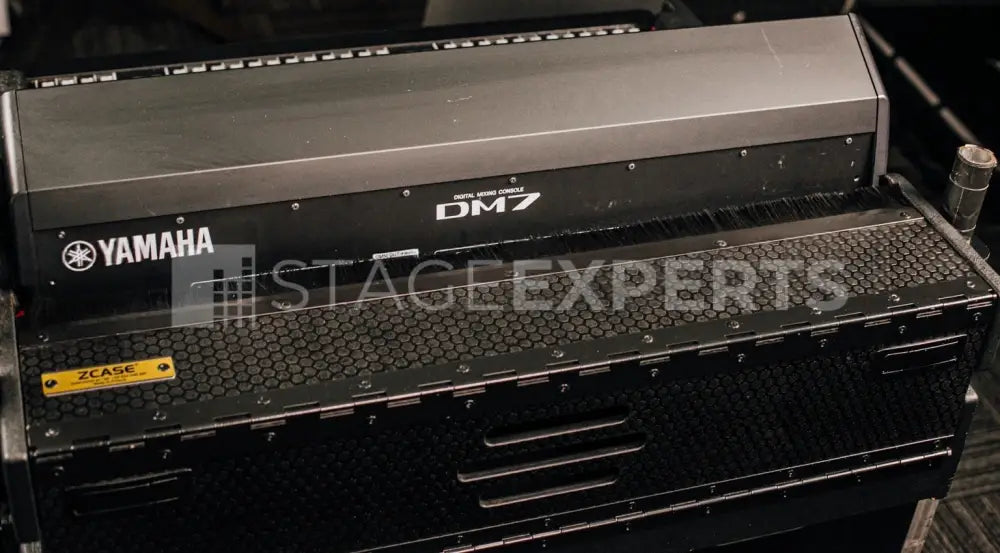 Yamaha DM7 + Rio 3224-D2 Package