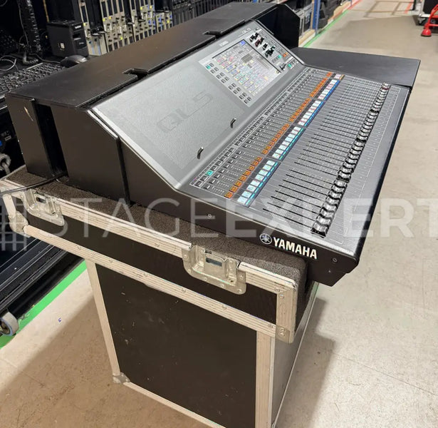 Yamaha QL5 Console