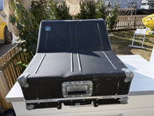 Load image into Gallery viewer, Allen &amp; Heath Avantis Solo with DX-HUB, Dante, Flightcase
