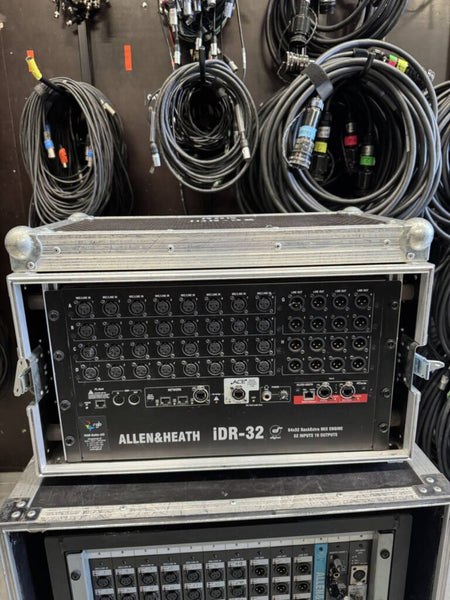 Allen & Heath iLive-T80 Surface + iDR32 MixRack with Cases