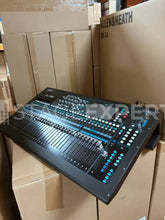Load image into Gallery viewer, Allen &amp; Heath QU-32 Digital Mixer with USB Multitrack, 32ch
