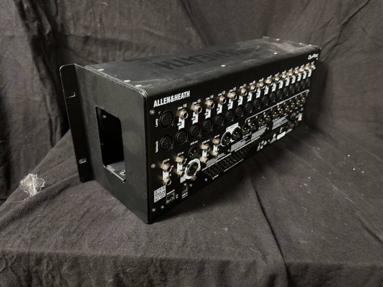 Allen & Heath Qu-Pac + 2x AB168 Digital Mixing Package Bundle