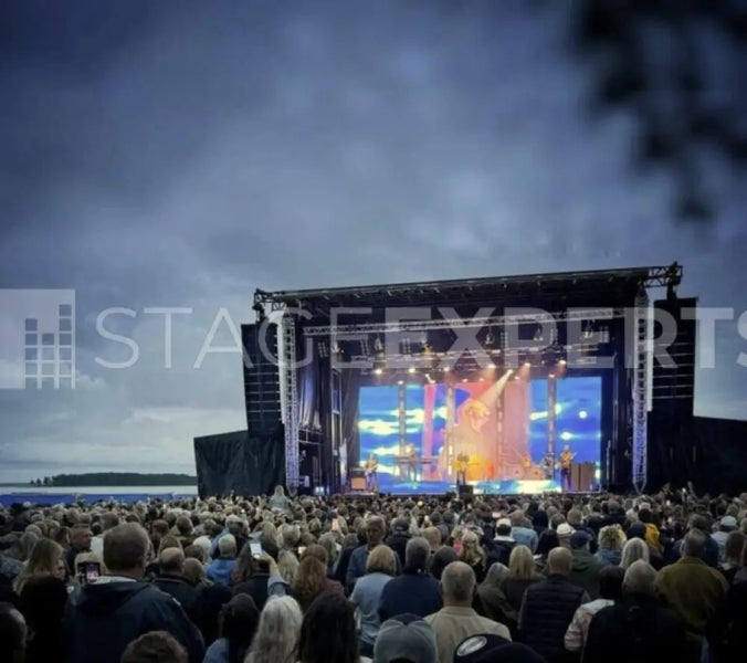 Europodium AlphaStage 160 Mobile Stage Trailer – 160 m²