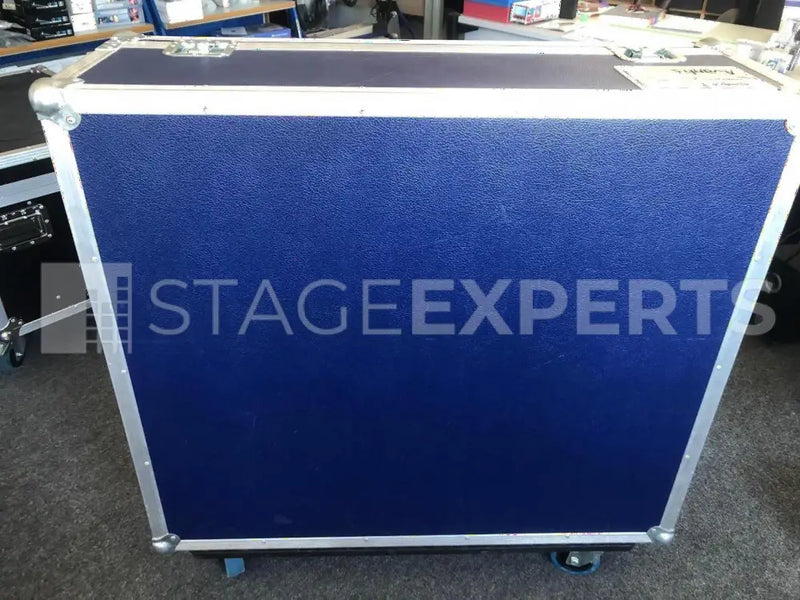 Allen & Heath Avantis with dPack, Dante & ML-Case console