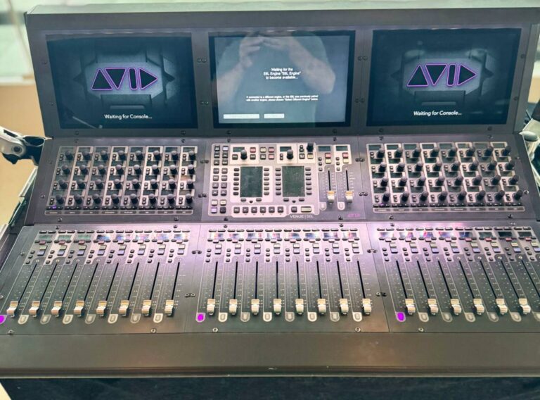 Avid VENUE S6L‑24D + E6L‑144 & Stage 64 FOH Package