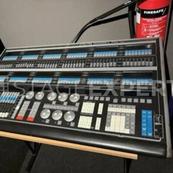 Avolites Diamond 4 Elite Lighting Console with Flight Case