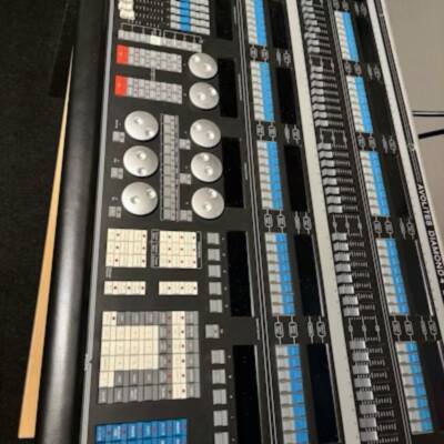 Avolites Diamond 4 Elite Console with Flight Case | Pro Desk