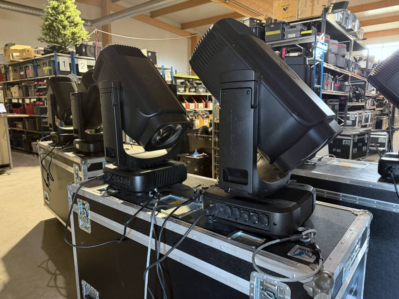 Ayrton Veloce Package – 12 Moving Lights, Cased