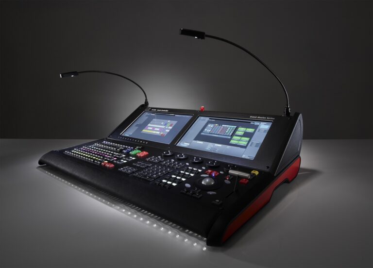 Barco EC-200 Event Master Controller for E2/S3‑4K