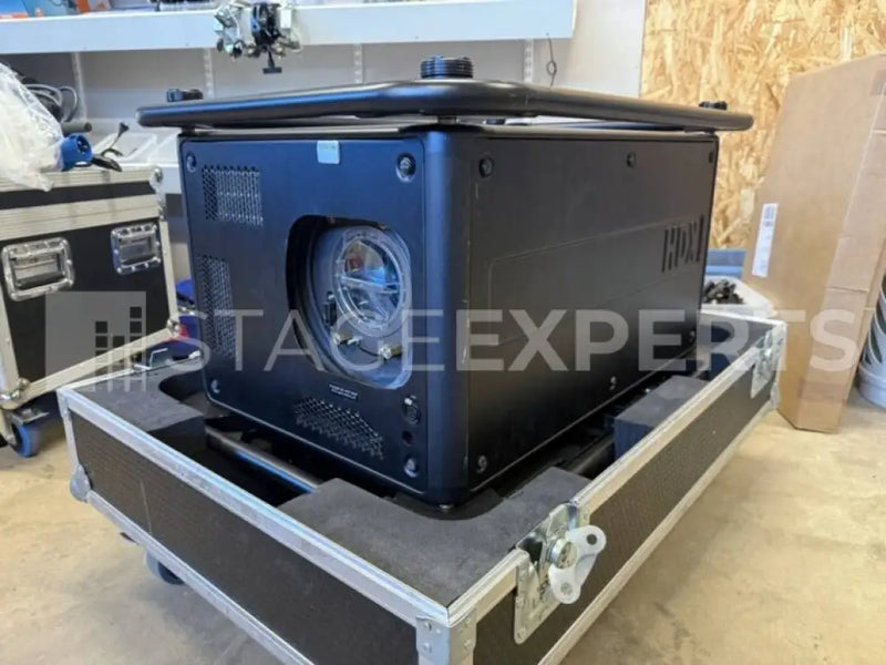 Barco HDX‑W20 FLEX Projector with Flightcase – Stage Experts