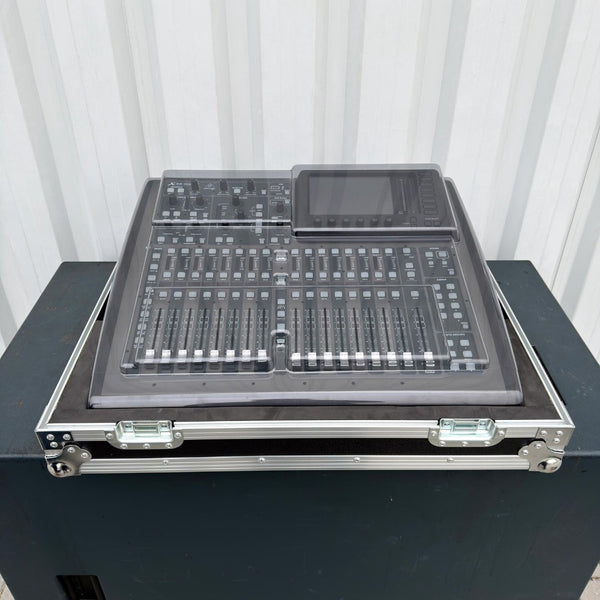 Behringer X32 Compact Digital Mixer – Pro 40‑in Console