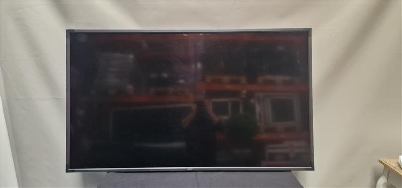 NEC P703 Full HD Displays – Pair with Double Flight Case