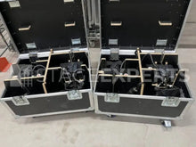 Load image into Gallery viewer, ChainMaster D8 Ultra 320 Hoist, 320 kg, 18 m Chain (Pair)
