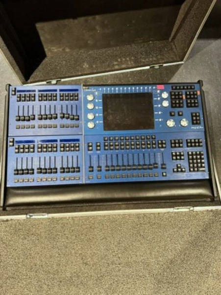 Chamsys MagicQ MQ200 Pro 2014 Lighting Console for Touring