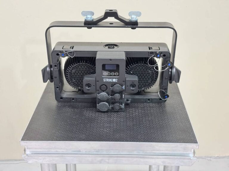 Chauvet STRIKE Array 2 IP65 LED Blinder – Rugged, Film‑Ready
