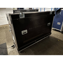 Load image into Gallery viewer, Yamaha RIVAGE PM7 Digital Mixing Console + Flight Case
