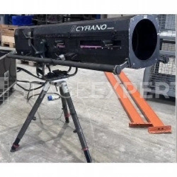 Robert Juliat Cyrano 2500W HMI Followspot | Stage Experts
