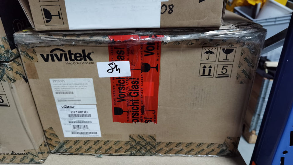 Vivitek D7180 Full HD UST Projector, 3400 lm – Demo Unit
