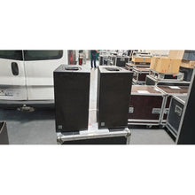 Load image into Gallery viewer, d&amp;b audiotechnik Q7 Loudspeakers – Pair in Case | Stage Experts
