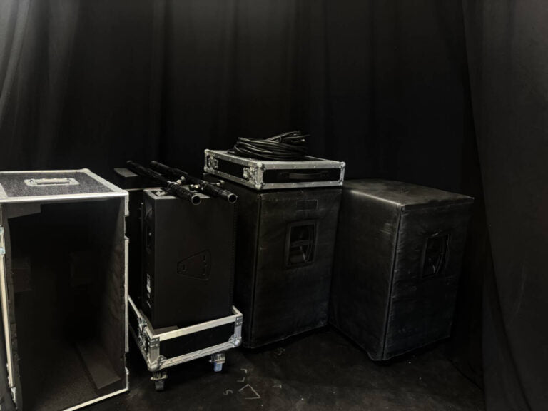 d&b Y7P PA Rig with B6 Subs and D20 Amplifier | Stage Experts