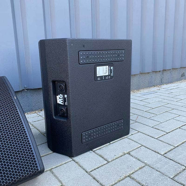 d&b audiotechnik M6 – Pair of Stage Monitors | 12-inch