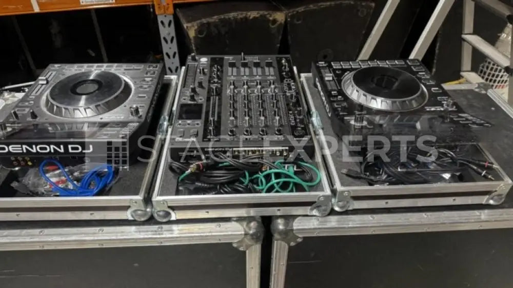 Denon X1800 + 2x SC5000 Prime Set with Flightcases