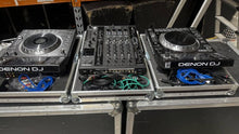 Load image into Gallery viewer, Denon X1800 + 2x SC5000 Prime Set with Flightcases
