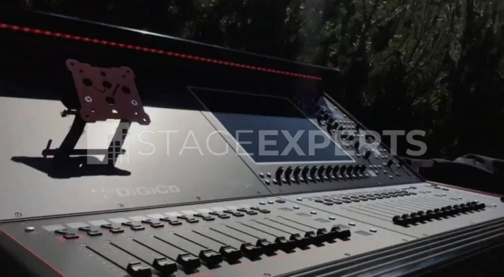 DiGiCo Quantum 225 Digital Console – As‑new Demo Unit