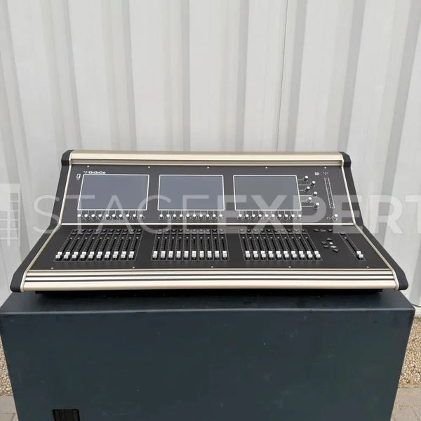 DiGiCo S31+ with D-Rack 32/8 & DMI-MADI-B | 60-channel