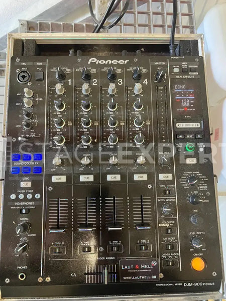 Pioneer DJ CDJ-900 (x2) + DJM-900NXS Set with Cases