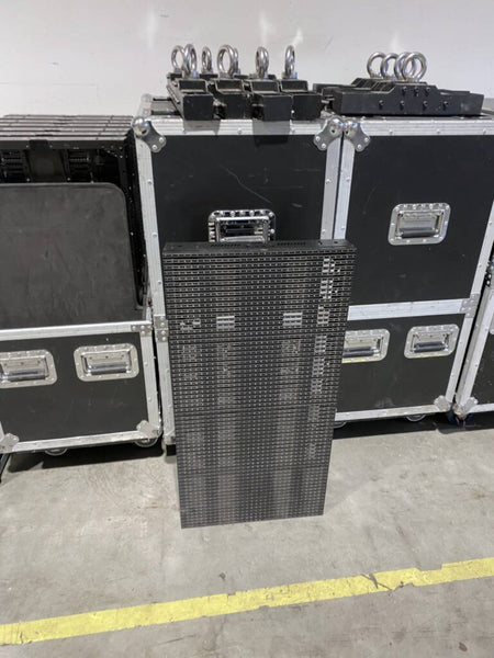 DMT Pixelmesh E12.5 Tour Package – 40 Panels, 12.8 m²