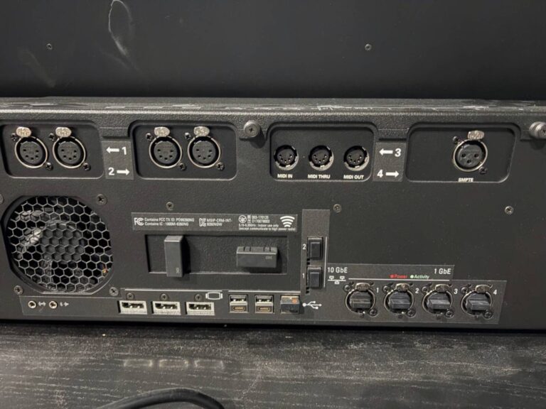ETC Eos Apex 10 Lighting Console in Excellent Condition