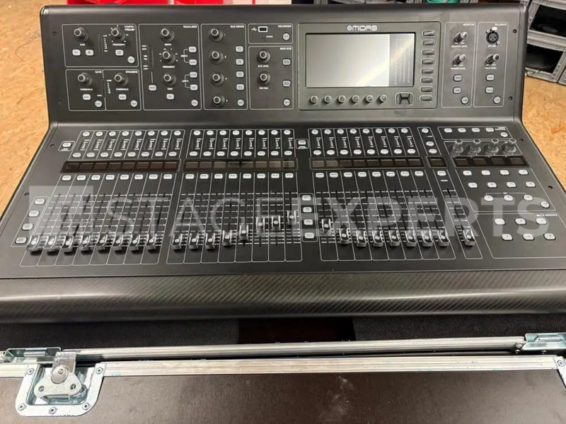Midas M32 Digital Mixer + Dante Card with Thon Flight Case