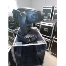 Load image into Gallery viewer, DTS SCENA FR151 LED Fresnel – Motorised Zoom, Smooth Dimming
